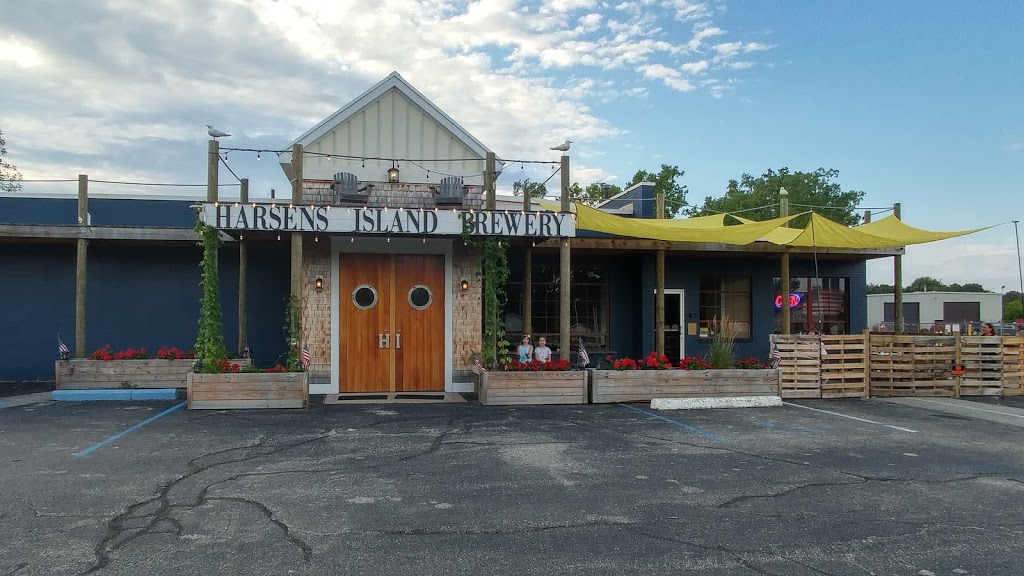 Harsens Island Brewery | 808 Gratiot Blvd, Marysville, MI 48040, USA | Phone: (810) 937-2937
