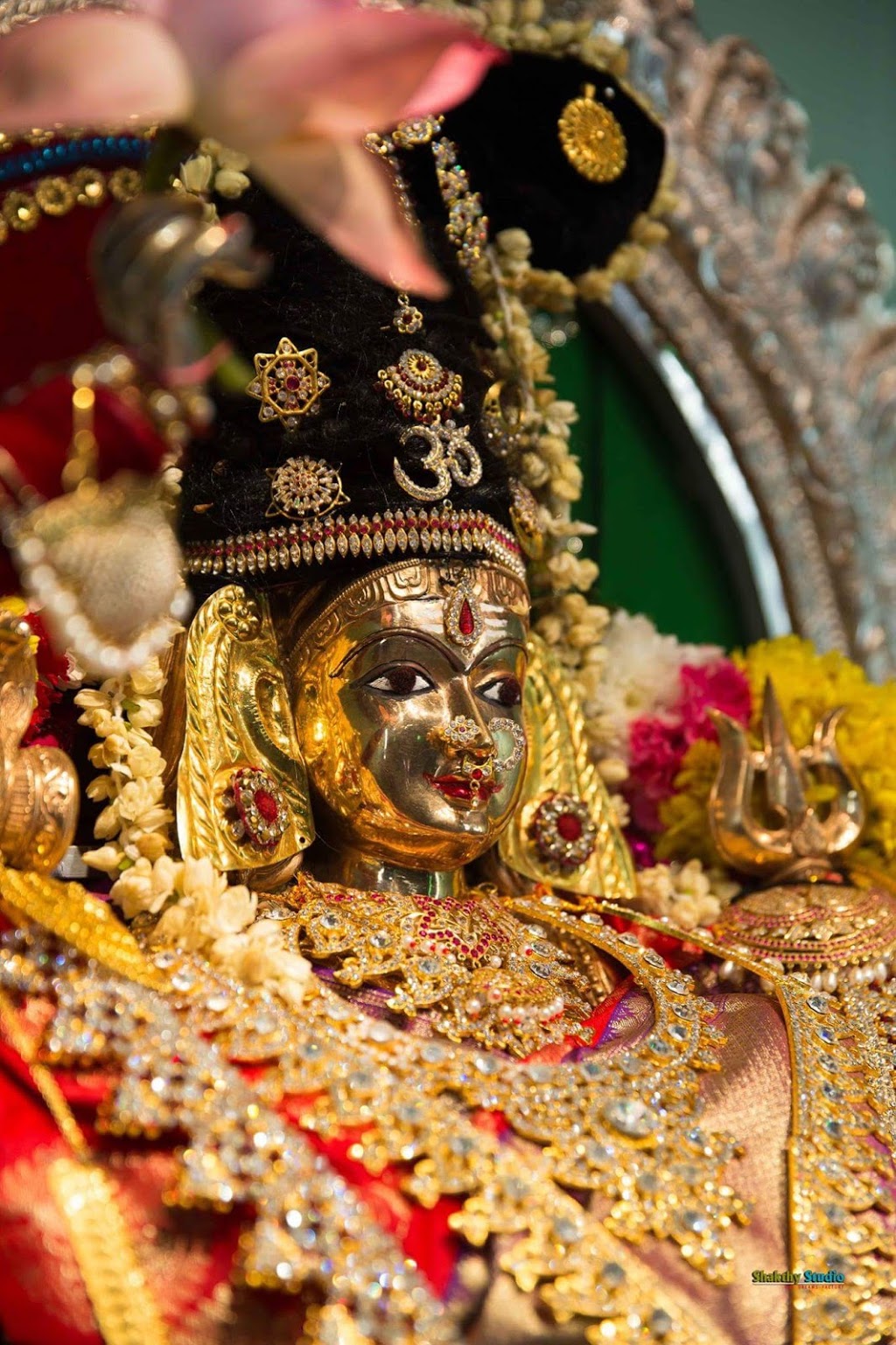 Canada Shri Muththumaari Amman | Clairville, Toronto, ON M9W 5W8, Canada | Phone: (416) 213-0110