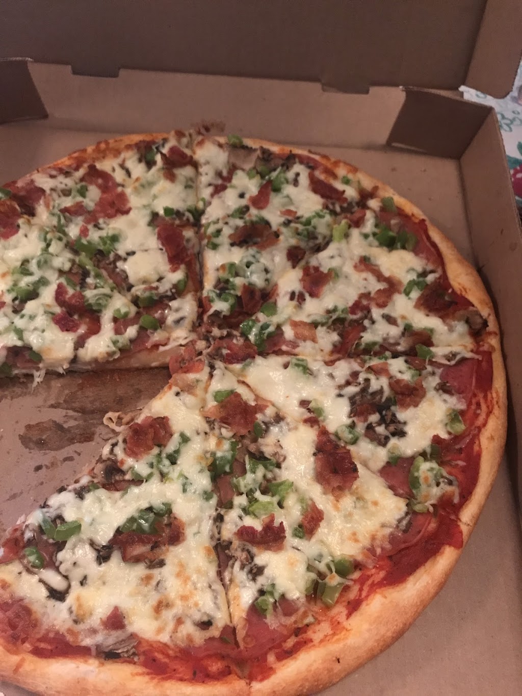 Cousin Vinnys Pizza | 6179 Perth St, Richmond, ON K0A 2Z0, Canada | Phone: (613) 838-5112