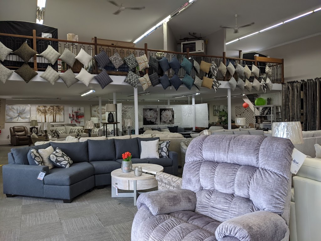 Ashley Pembroke | 10 Matthews Ave, Pembroke, ON K8A 8A4, Canada | Phone: (613) 629-5464