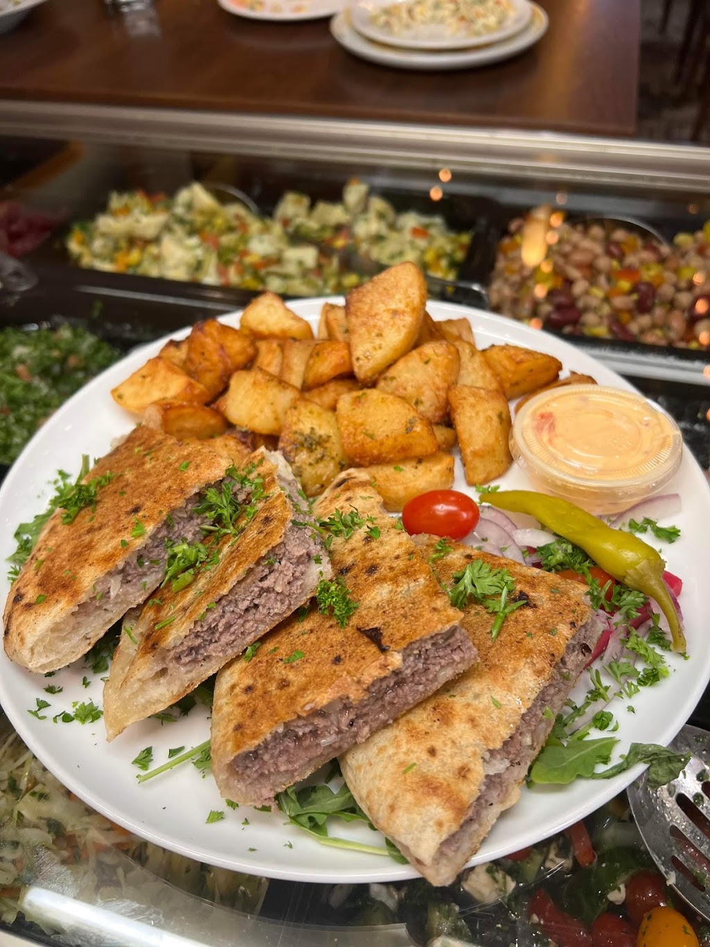Baba Hamdi cuisine égyptienne | 77-A Bd Saint-Jean-Baptiste, Châteauguay, QC J6J 3H7, Canada | Phone: (450) 699-0123