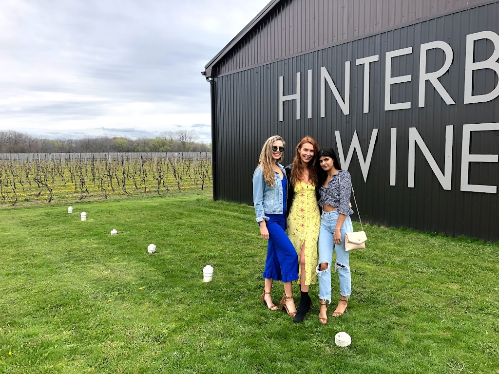 Niagara Wine Tours International | 1534 Niagara Stone Rd, Niagara-on-the-Lake, ON L0S 1J0, Canada | Phone: (905) 988-0405