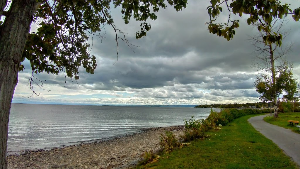 Bureau daccueil touristique Carrefour daccueil Ilnu | 1516 Rue Ouiatchouan, Mashteuiatsh, QC G0W 1G0, Canada | Phone: (418) 275-7200