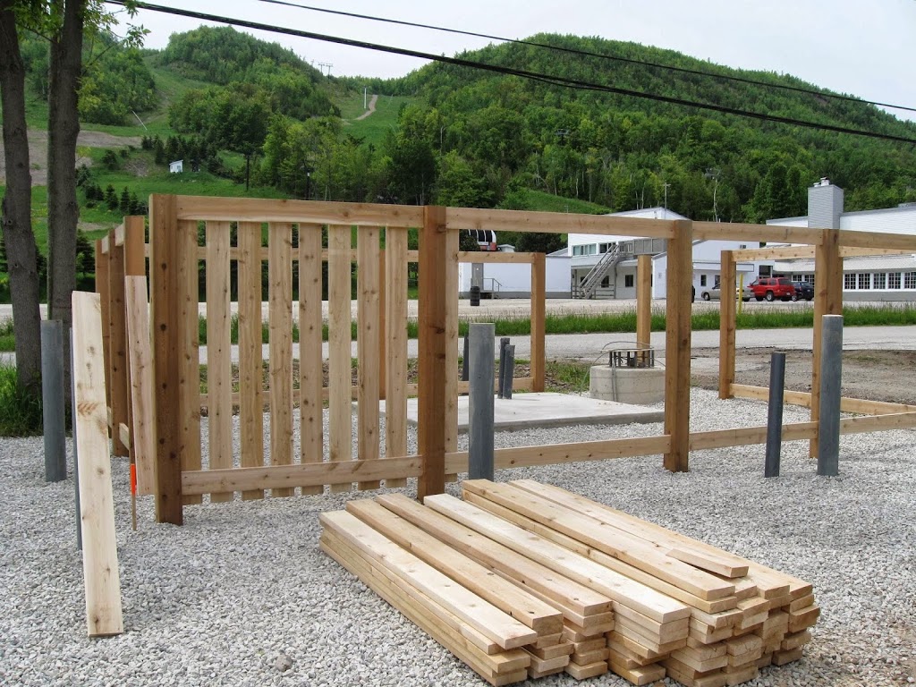 Hanley Fence & Decking INC. | 36 75 St S, Wasaga Beach, ON L9Z 2G6, Canada | Phone: (705) 422-1595