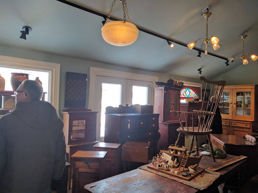 Land & Ross Antiques | 2209 Huron Road, Shakespeare, ON N0B 2P0, Canada | Phone: (519) 625-8070
