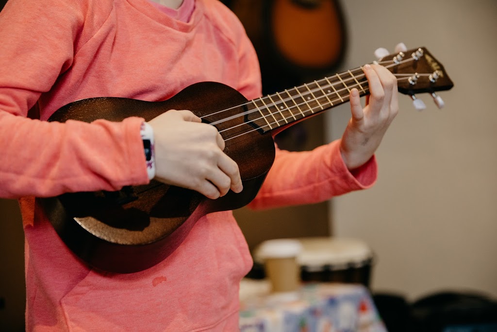 Stouffville Music Room | 6568 Main St, Whitchurch-Stouffville, ON L4A 7W8, Canada | Phone: (647) 640-6568