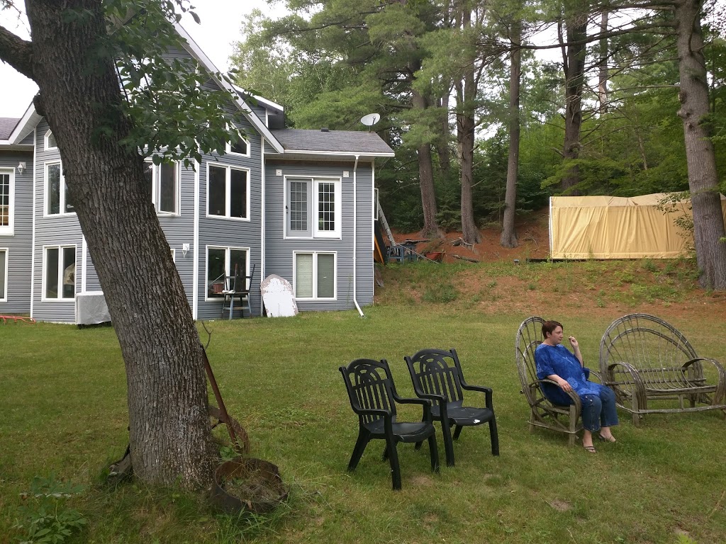 Dreamers Rock B&B | 35556 Hwy 28, McArthurs Mills, ON K0L 2M0, Canada | Phone: (613) 332-2350