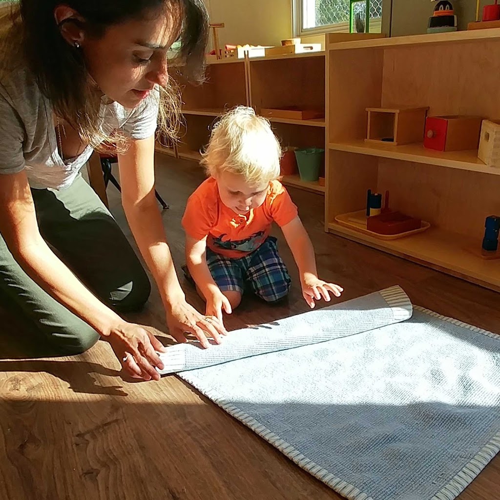 Waterdown Montessori School | 1921 Snake Rd, Burlington, ON L7P 4Y2, Canada | Phone: (905) 689-2171