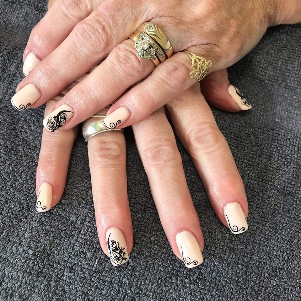 Katys Touch | 2 Queen St N, Tilbury, ON N0P 2L0, Canada | Phone: (519) 682-1188