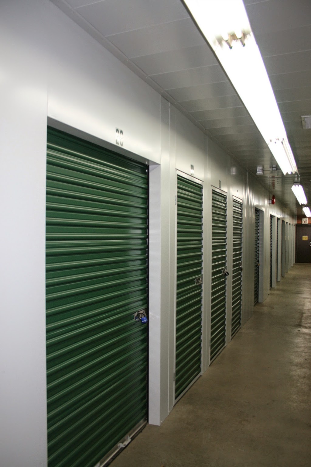 Access Storage - London White Oaks | 3435 White Oak Rd, London, ON N6E 3A1, Canada | Phone: (226) 702-8687