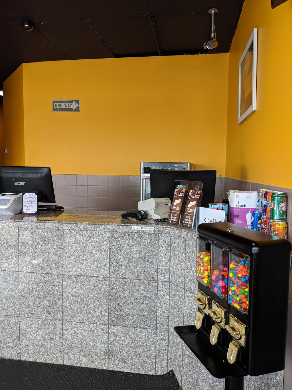 Paulies Wings & Donairs | 30 Rymal Rd E, Hamilton, ON L9B 1T7, Canada | Phone: (905) 574-5757