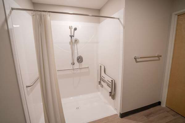 Microtel Inn & Suites by Wyndham Kelowna | 365 Mills Rd, Kelowna, BC V1X 4G9, Canada | Phone: (778) 484-0102