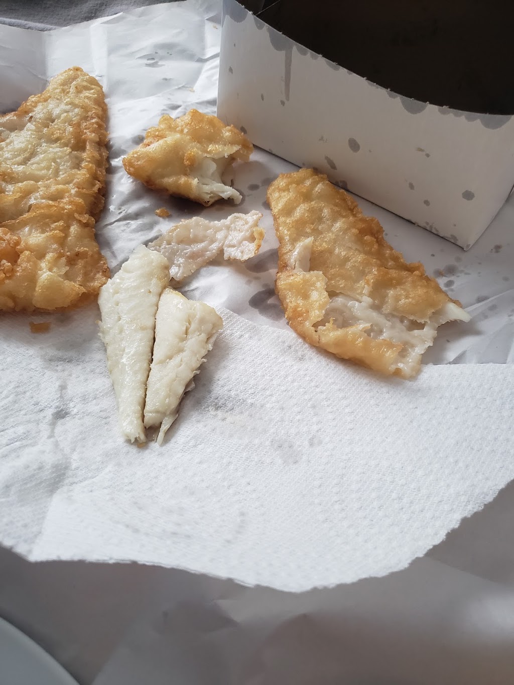 Lakeport Fish & Chips | 8214 Lundys Ln, Niagara Falls, ON L2H 1H1, Canada | Phone: (905) 357-3232