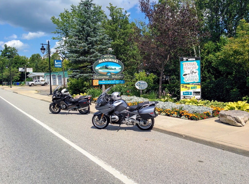 Esso | 311 Rue Principale S, Maniwaki, QC J9E 2A7, Canada | Phone: (819) 449-6074