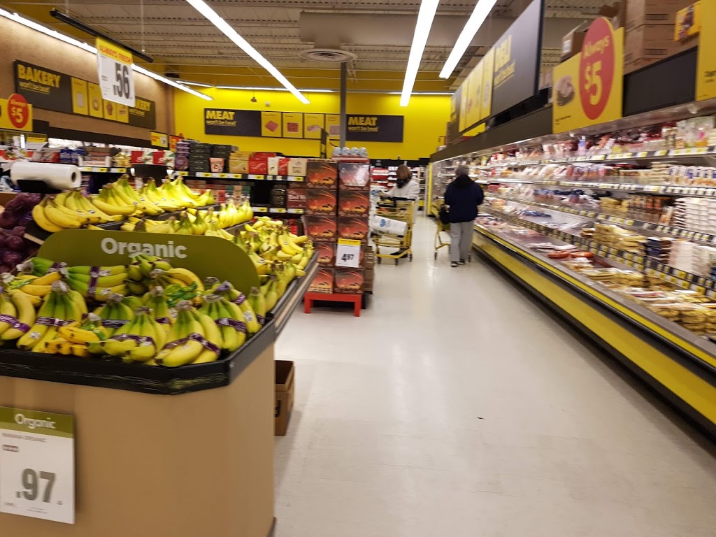 Mike & Terris No Frills | 98 Ontario St S, Grand Bend, ON N0M 1T0, Canada | Phone: (866) 987-6453
