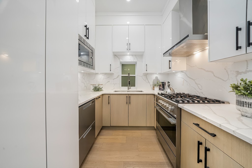 Realty Studios | 11394 86a Ave, Delta, BC V4C 2Y8, Canada | Phone: (236) 900-0088