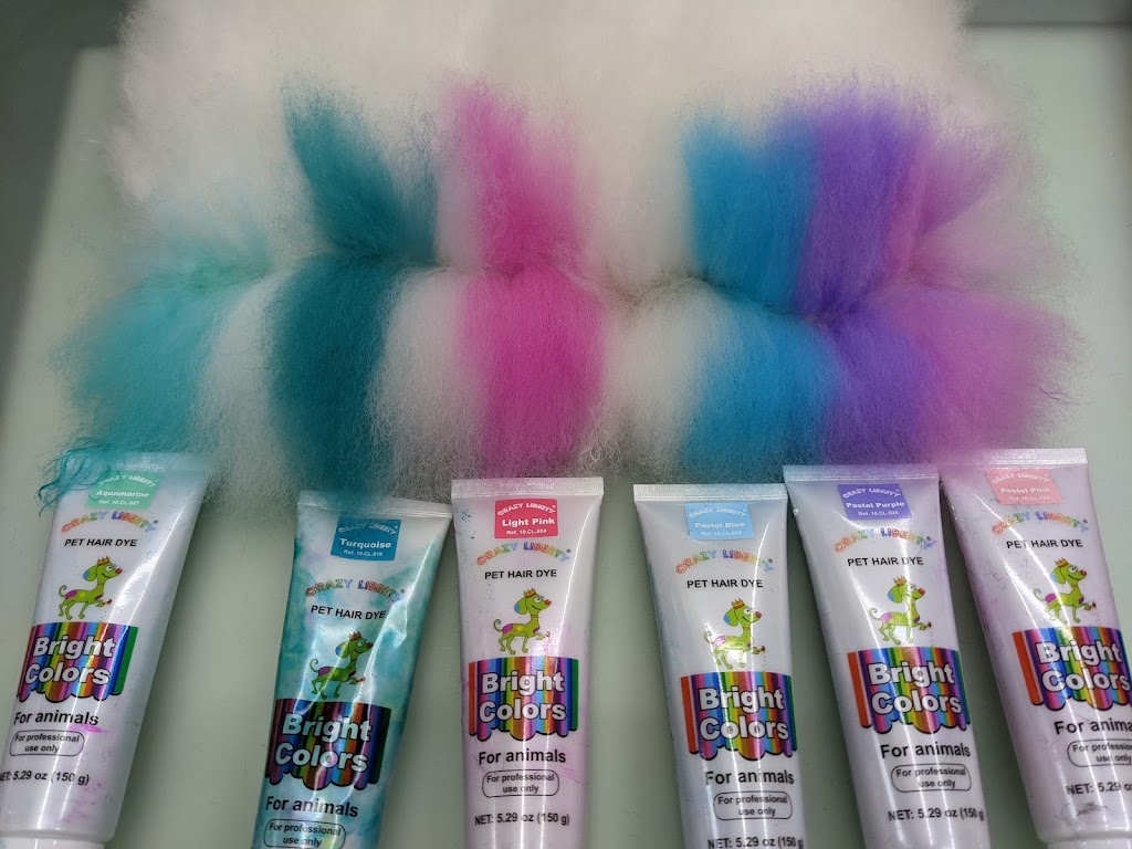 Canadian Grooming Distributor | 6004 Imperial Way Bay#3, Olds, AB T4H 1M5, Canada | Phone: (888) 556-3647