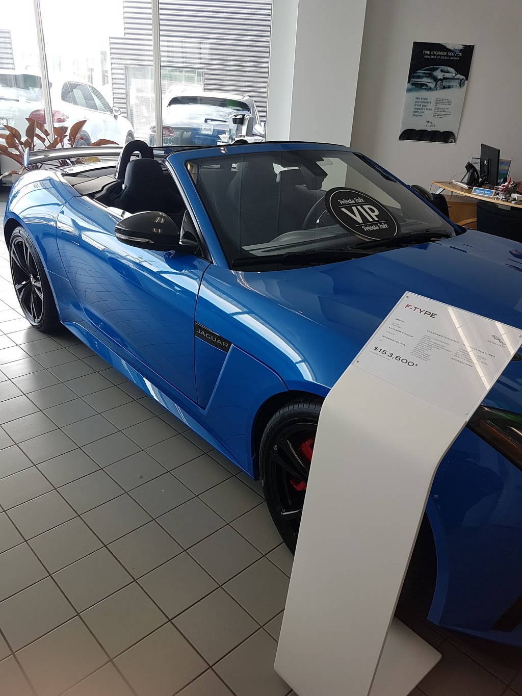 Land Rover Halifax | 3365 Kempt Rd, Halifax, NS B3K 4X5, Canada | Phone: (902) 453-1233