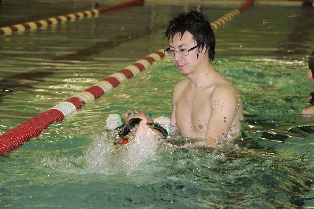 White Dolphin Swimming Club | 490 York Mills Rd, North York, ON M3B 1W6, Canada | Phone: (647) 988-6888