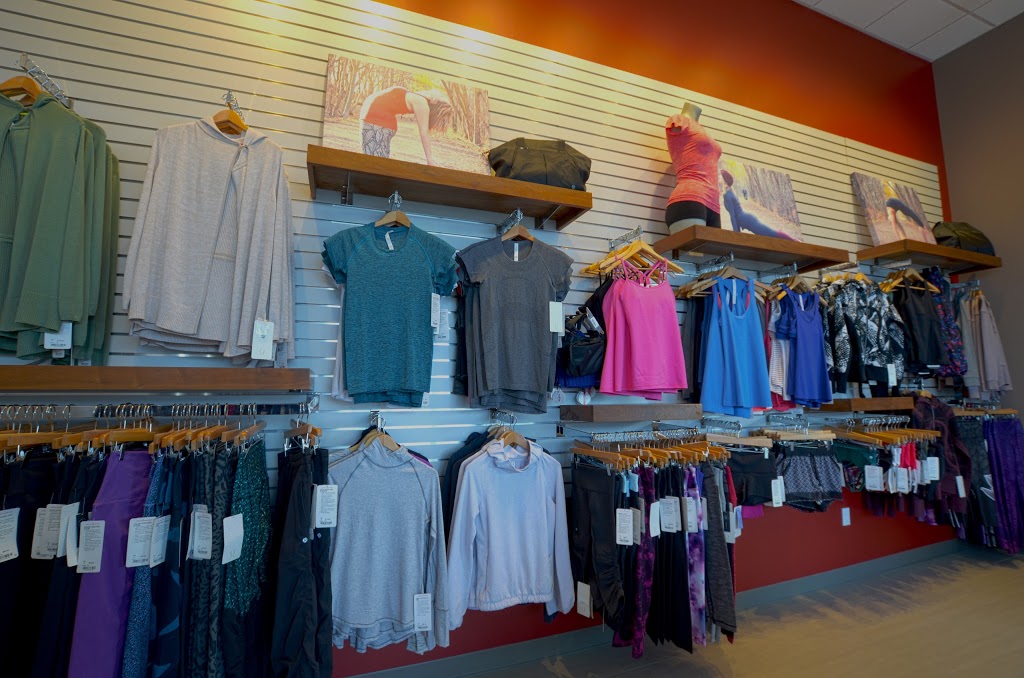 the barre - Stoney Creek | 270 Mud St W, Stoney Creek, ON L8J 3Z6, Canada | Phone: (905) 518-7899
