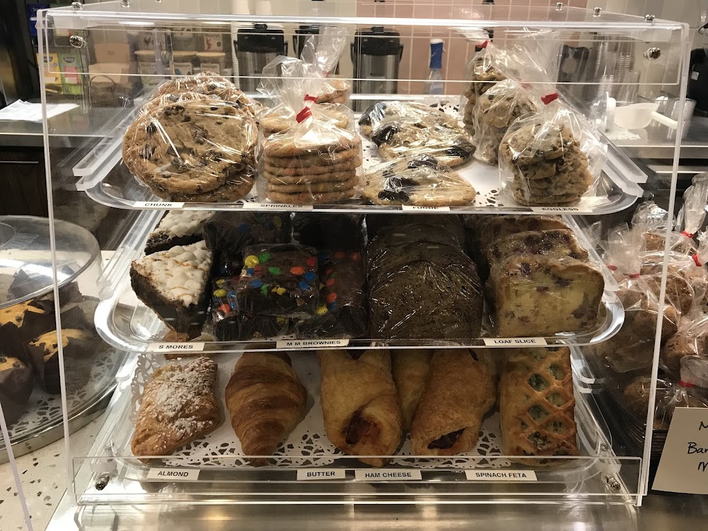 This Little Cafe TLC | 800 Mulock Dr, Newmarket, ON L3Y 9C1, Canada | Phone: (905) 960-4065