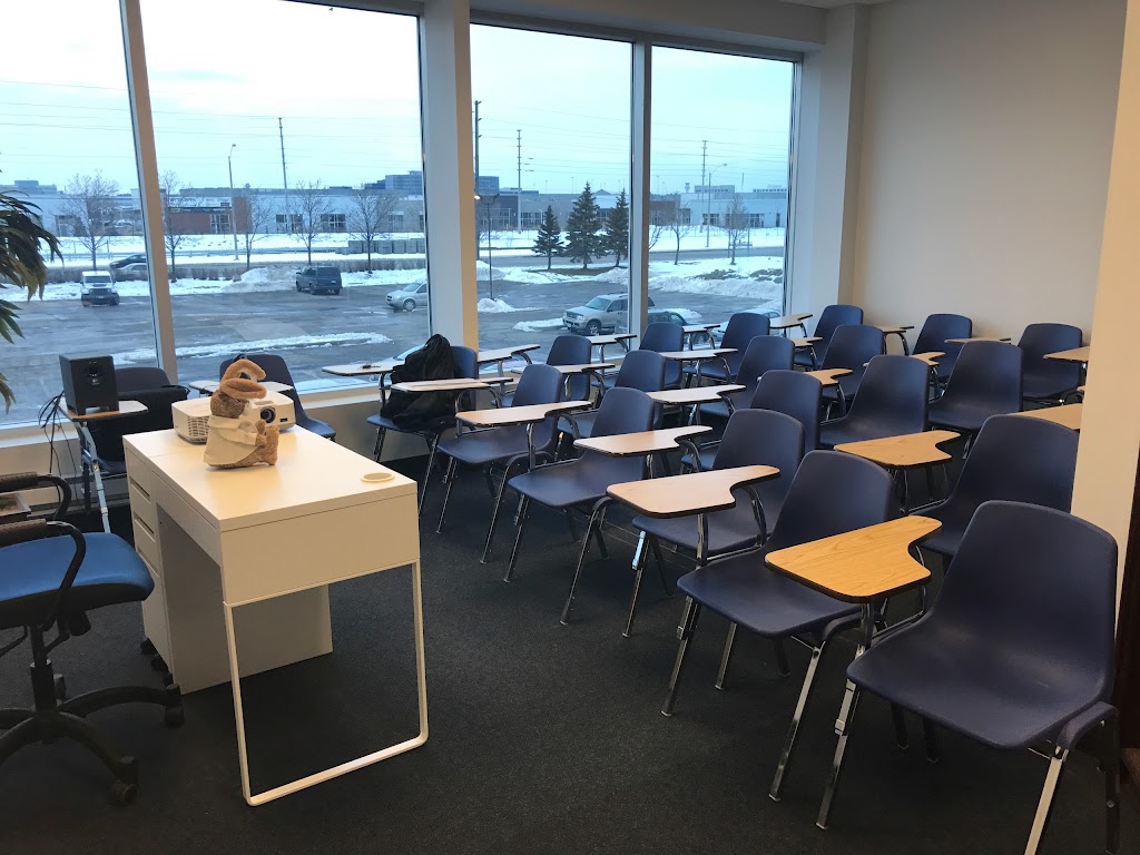Globe Driving Academy Etobicoke | 5555 Eglinton Ave W E205, Etobicoke, ON M9C 5M1, Canada | Phone: (647) 351-8225