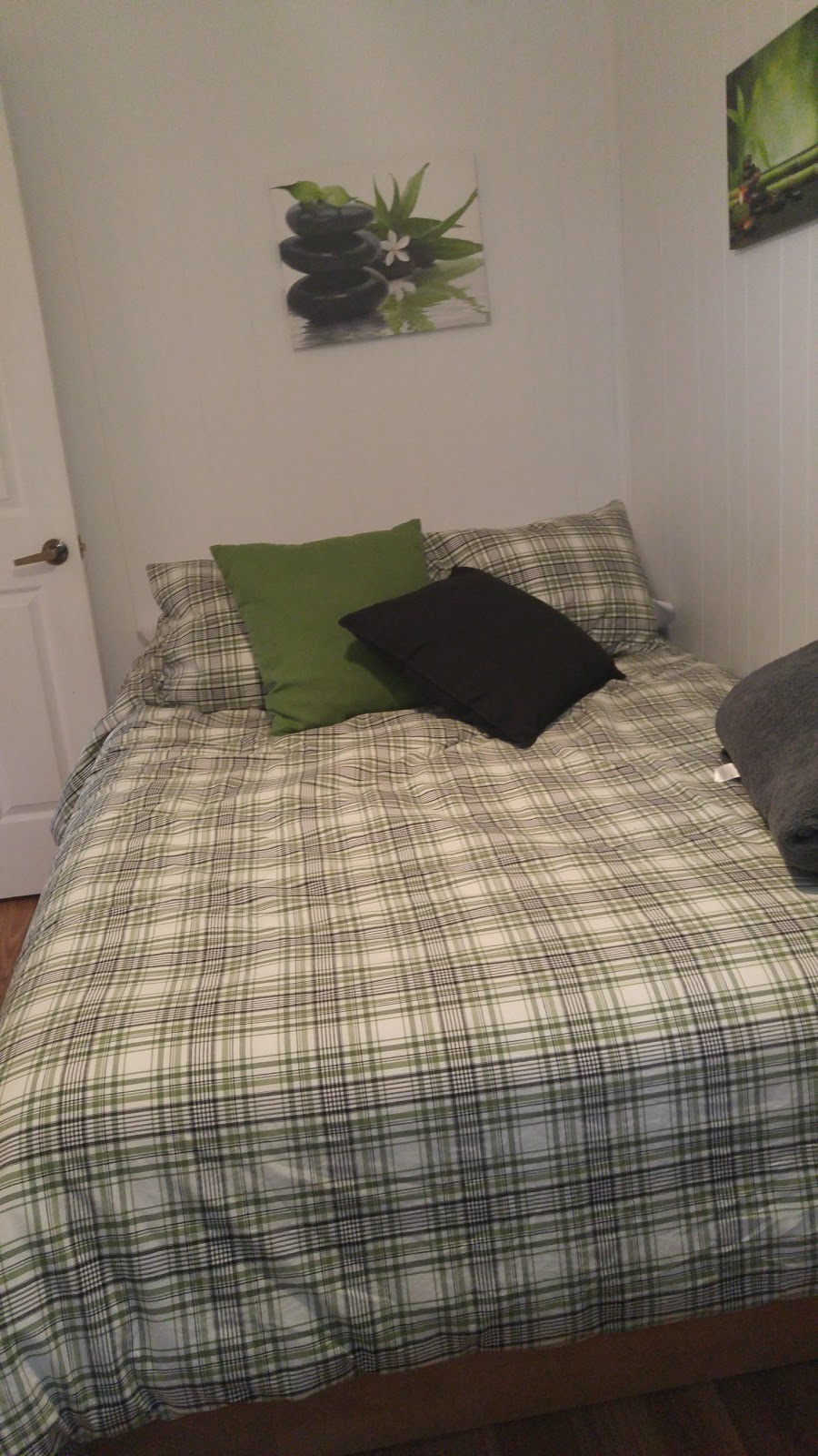 Chalet Tournesol | 455-459 Chemin Bellerose, Cleveland, QC J0B, Canada
