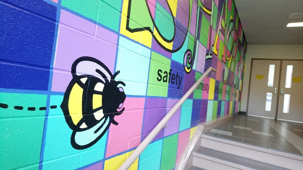 Plum Tree Park Public School | 6855 Tenth Line W, Mississauga, ON L5N 4Y6, Canada | Phone: (905) 824-0155