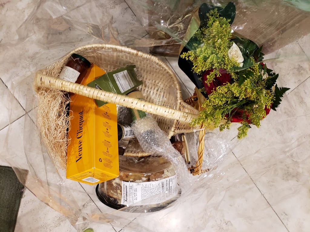 Good 4 You Gift Baskets Canada | 130 Sparks Ave #108, North York, ON M2H 2S4, Canada | Phone: (800) 497-6232