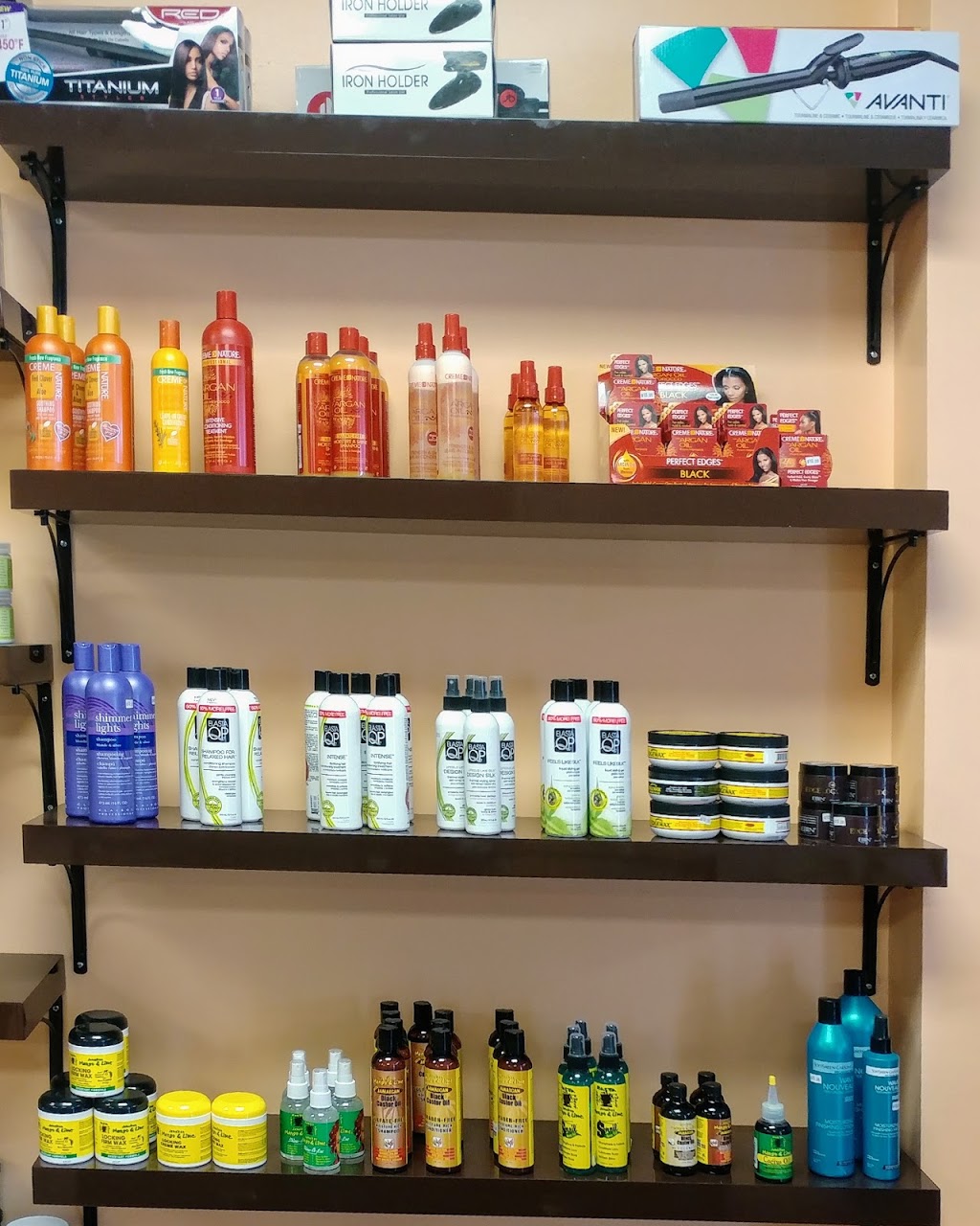 Unbeweavable Salon | 3829 Tecumseh Rd E, Windsor, ON N8W 1J1, Canada | Phone: (519) 944-4450