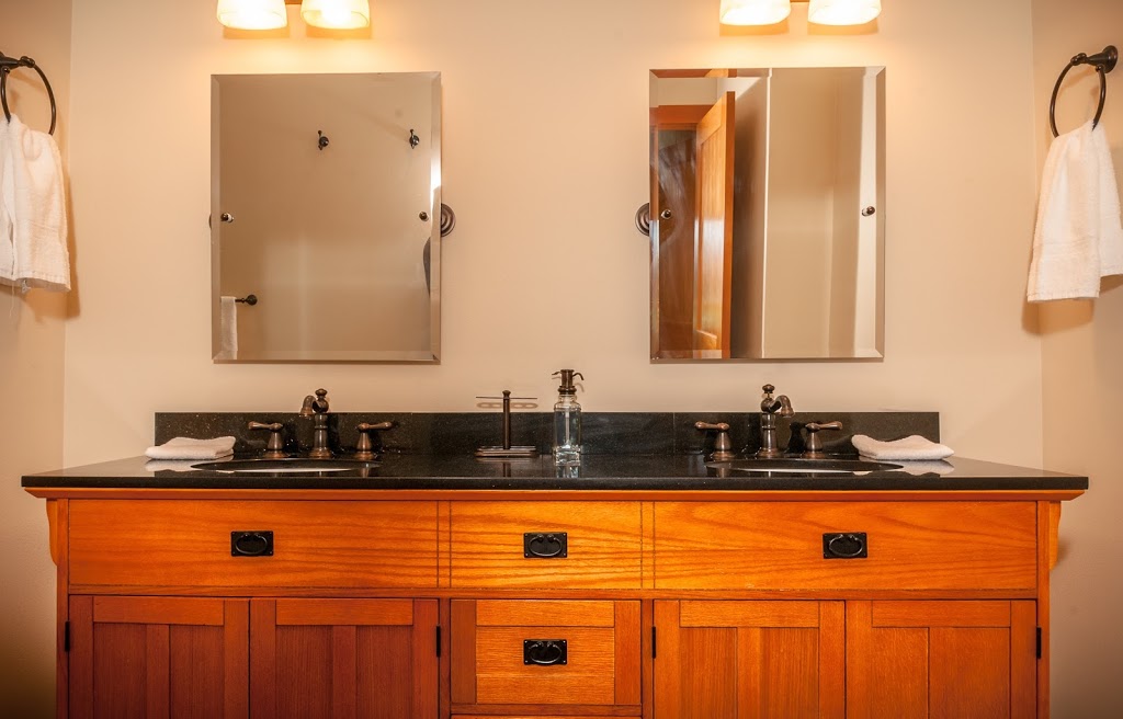Cool Breeze Vacation Rental | 193 Geer Ln, Eastsound, WA 98245, USA | Phone: (503) 816-5392