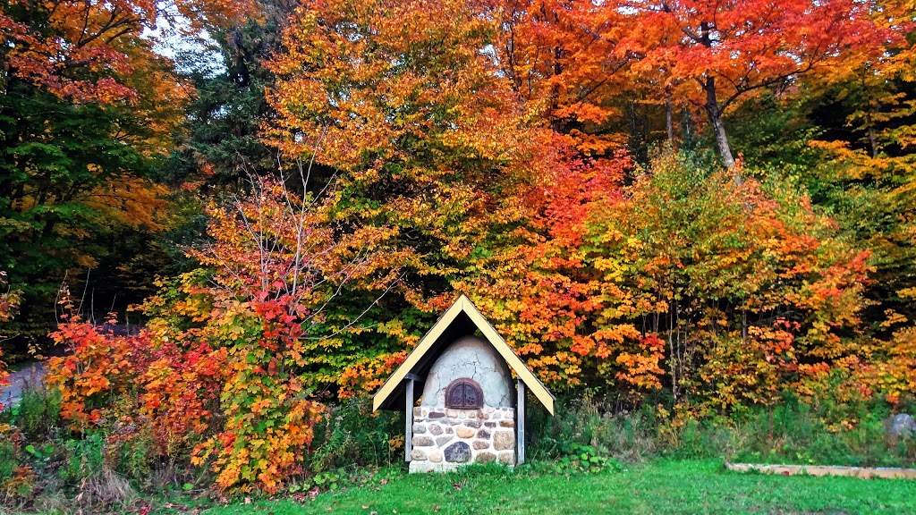 Lintermarché Saint-alexis-des-monts | 450 Rue Notre Dame, Saint-Alexis-des-Monts, QC J0K 1V0, Canada | Phone: (819) 265-2023