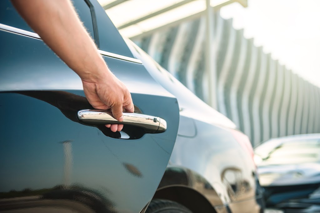 Oasis Taxi | 1734 Baywater St SW, Airdrie, AB T4B 0A7, Canada | Phone: (403) 801-9948