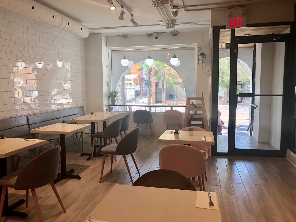 Sisters & Co | 887 Dundas St W, Toronto, ON M6J 1V9, Canada | Phone: (647) 350-7478