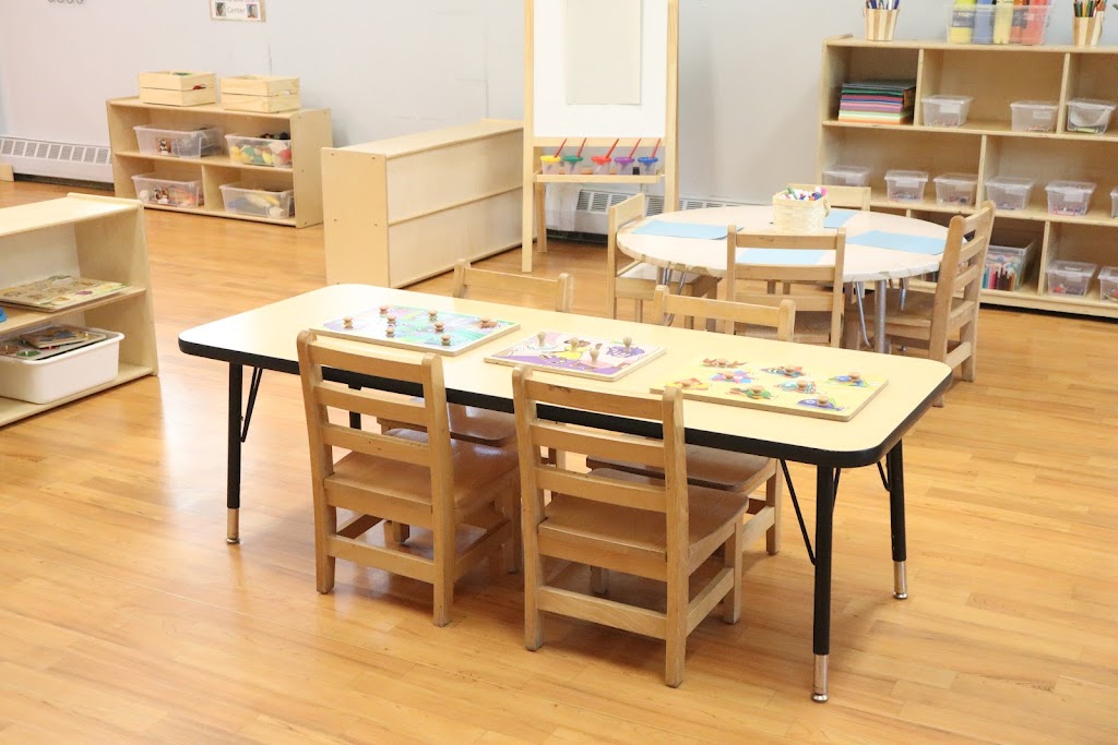 Kidsland Daycare Centres-Mckenzie | 812 McKenzie Dr SE, Calgary, AB T2Z 1W3, Canada | Phone: (403) 257-0595