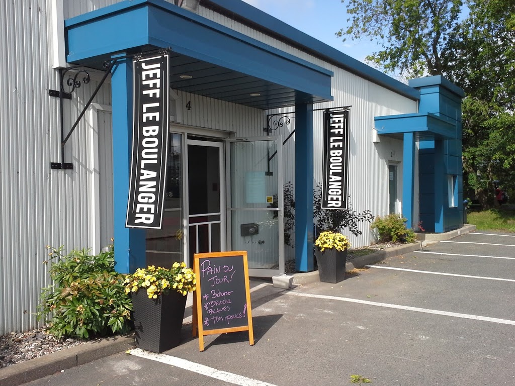 Jeff Le boulanger | 4 Rue Charles-Rodrigue, Lévis, QC G6V 6L8, Canada | Phone: (418) 838-9393
