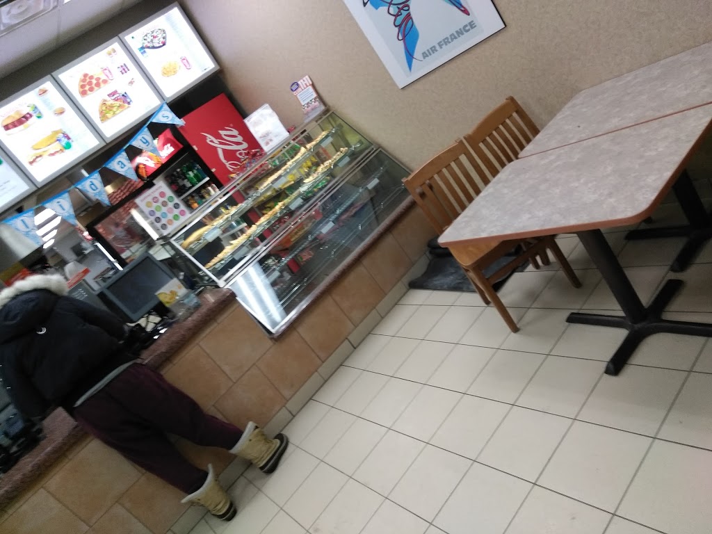 Pizza Pizza | 13237 Yonge St, Richmond Hill, ON L4E 1B6, Canada | Phone: (416) 967-1111