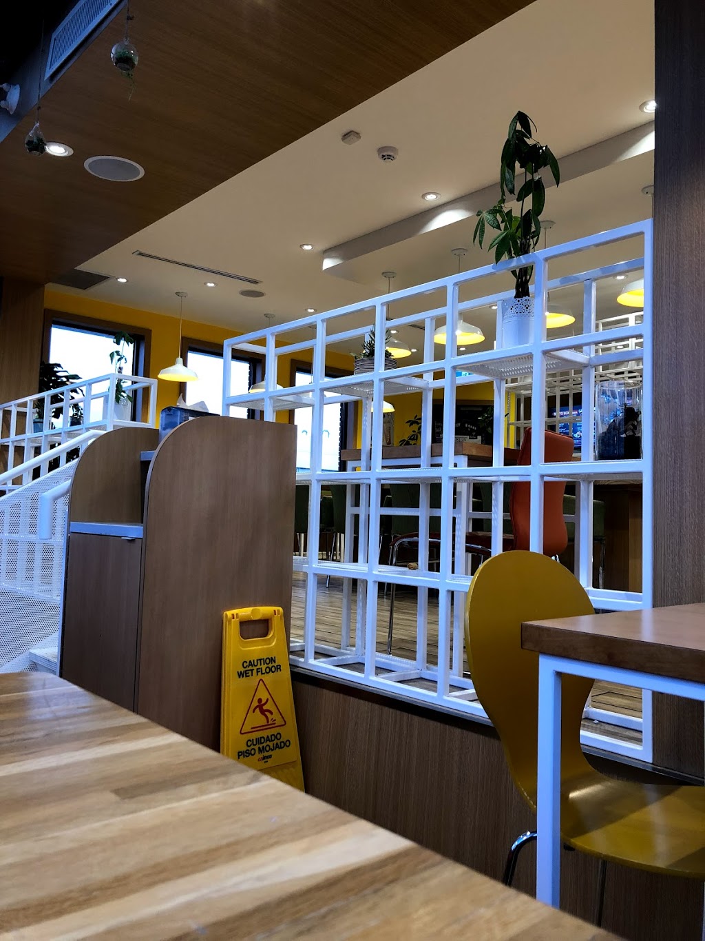 CoCo Fresh Tea & Juice London | 654 Wonderland Rd N, London, ON N6H 3E5, Canada | Phone: (519) 473-8882