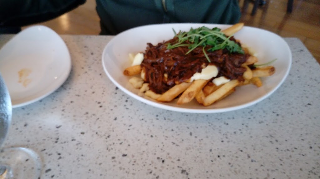 Bistro Boréal | 100 Rue Laurier, Gatineau, QC K1A 0M8, Canada | Phone: (819) 776-7009