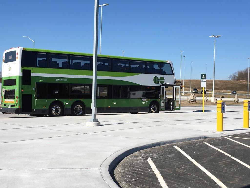 Pickering Go Bus Carpool Hwy 407 & 7 | 3355 Brock Rd, Pickering, ON L0H 1A0, Canada