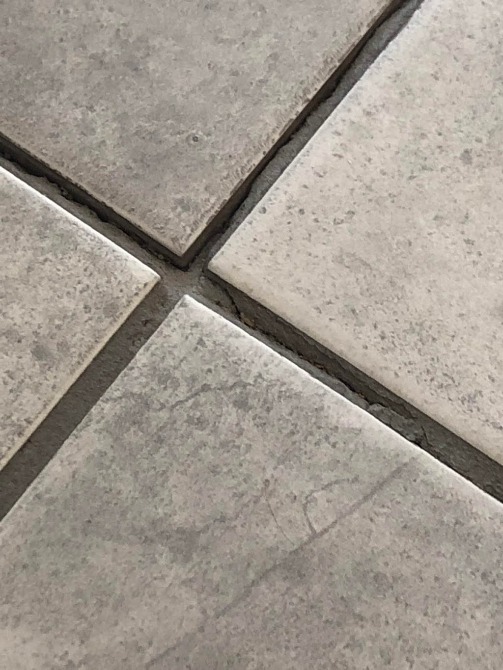 SIGNATURE FLOORS | 1667 32 Ave NE, Calgary, AB T2E 7Z5, Canada | Phone: (403) 285-7771