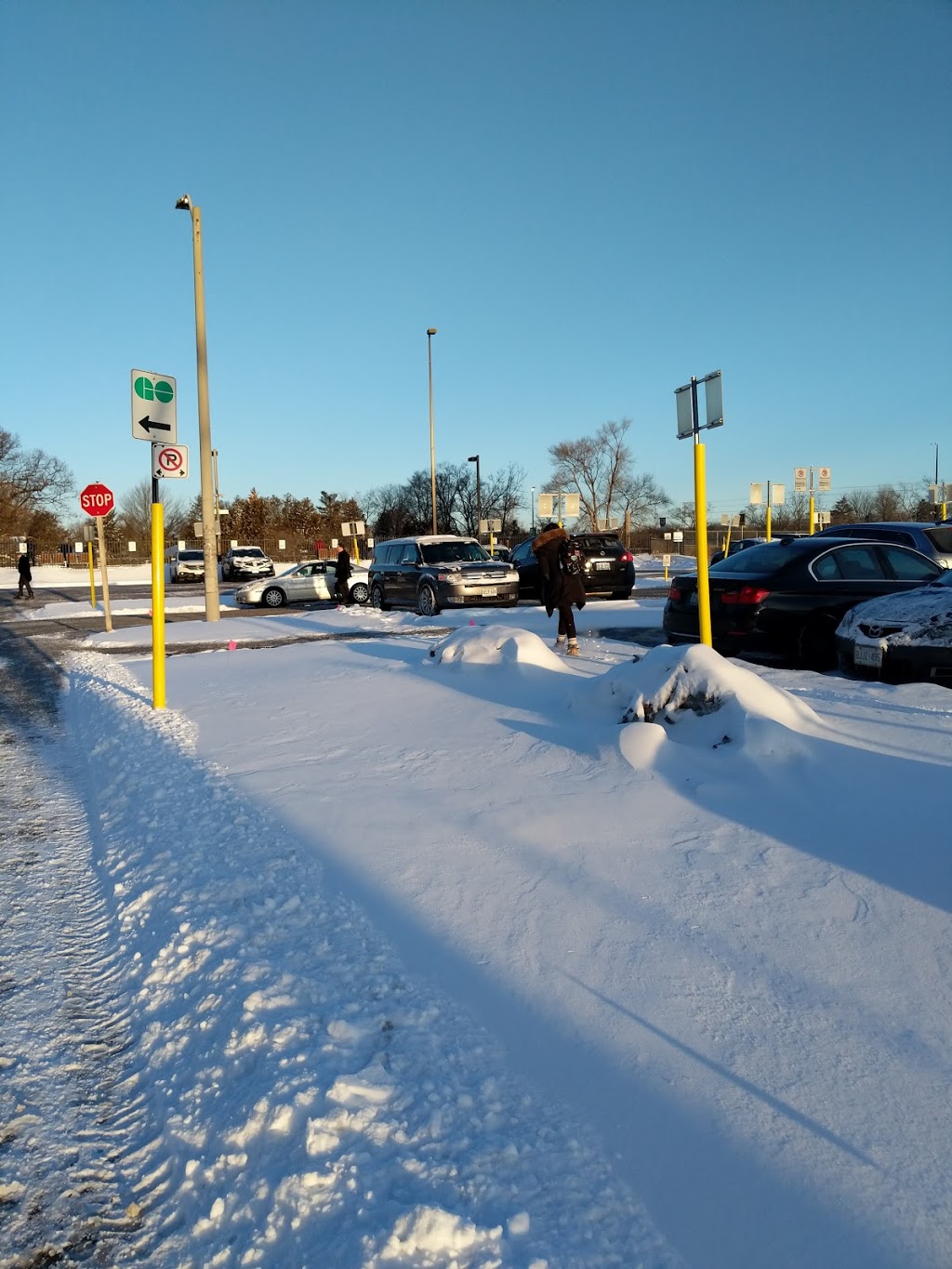 30 Queen St E Parking | 30 Queen St E, Mississauga, ON L5L 1C6, Canada
