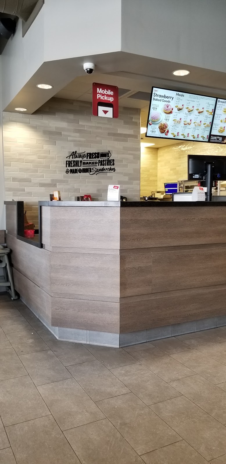 Tim Hortons | 950 Paisley Rd, Guelph, ON N1K 0A6, Canada | Phone: (519) 341-3350