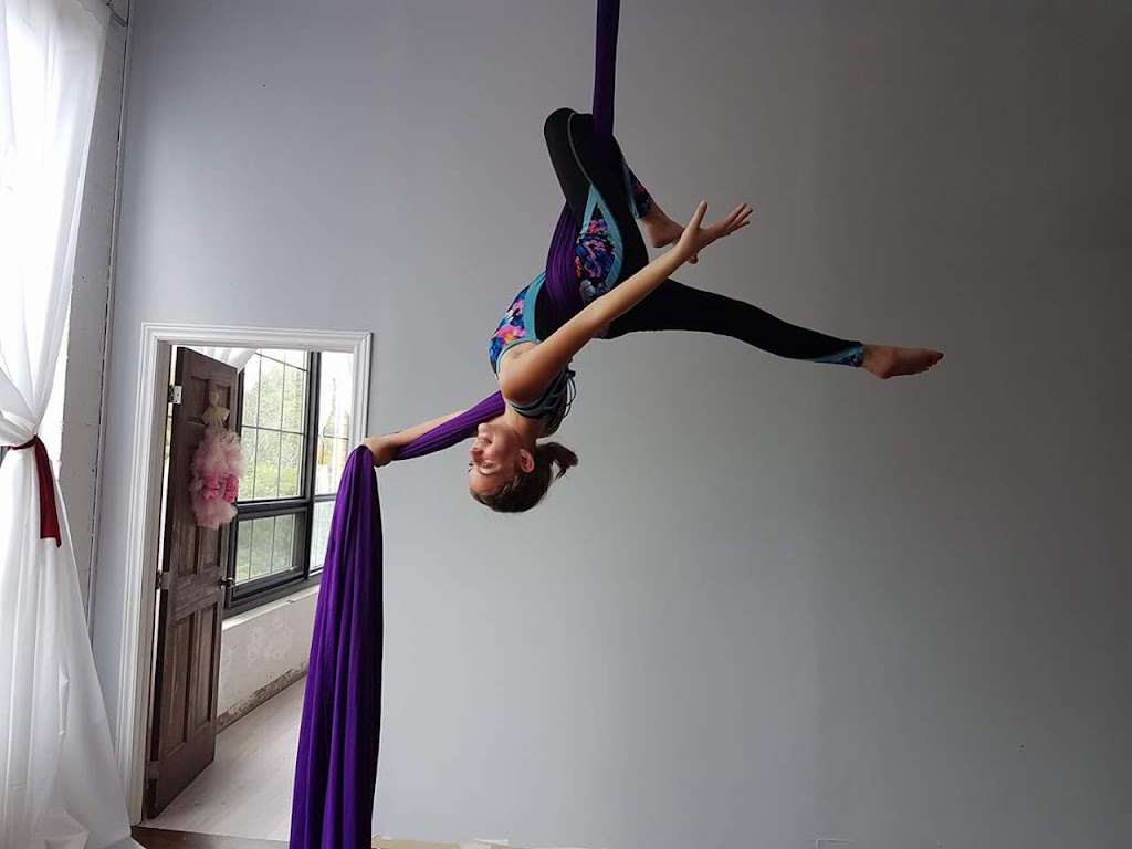 Aspire Acrobatics | 182 Wellington St, Bowmanville, ON L1C 1W3, Canada | Phone: (416) 553-2494