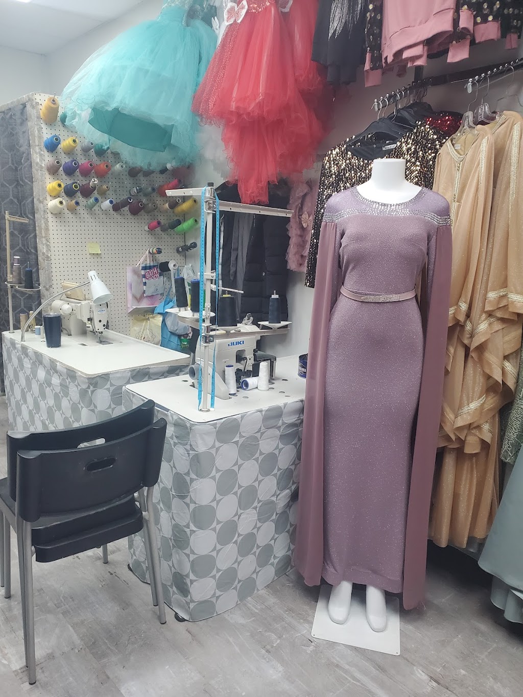 Stylish Trading | 725 Notre Dame Dr #4, London, ON N6J 3V5, Canada | Phone: (519) 697-1655