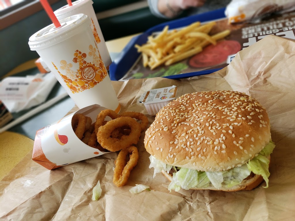 Burger King | restaurant | 6235 Lundys Ln, Niagara Falls, ON L2G 1T5, Canada | 9053573210 OR +1 905-357-3210