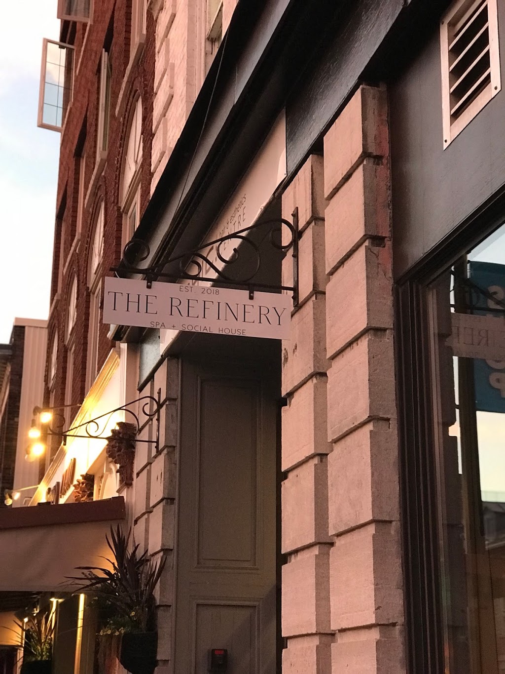The Refinery Spa and Social House | 327 King St E, Kingston, ON K7L 3B5, Canada | Phone: (613) 546-8420