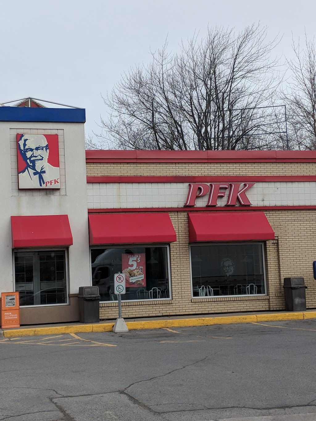 Place Dumont | Boulevard Harwood, Vaudreuil-Dorion, QC J7V 1Y1, Canada | Phone: (450) 455-3371