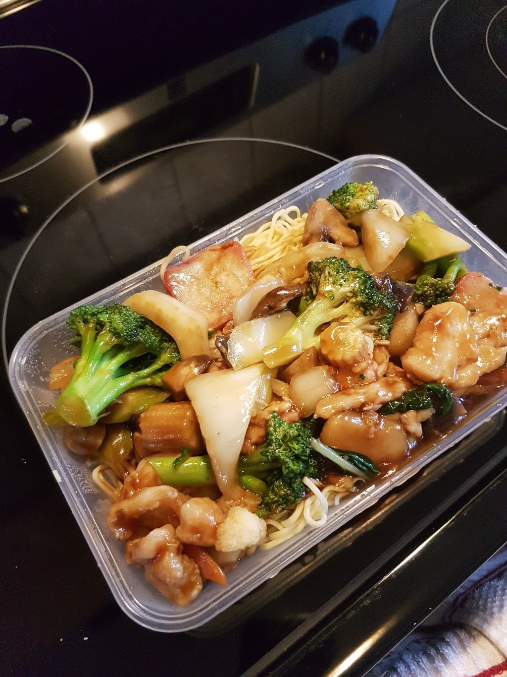 Panda Hut Express | 14204 118 Ave NW, Edmonton, AB T5L 2M5, Canada | Phone: (587) 473-3663