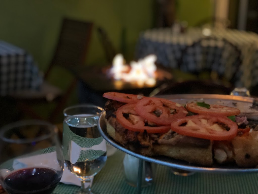 The Stromboli Inn | 614 1 Ave NE, Calgary, AB T2E 3S2, Canada | Phone: (403) 265-8680